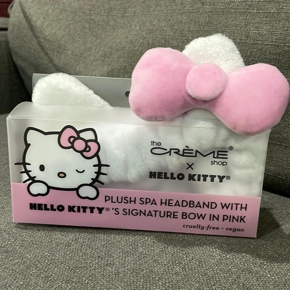 COPY - The Crème Shop x Hello Kitty Plush Spa Headband Signature Bow in Pink